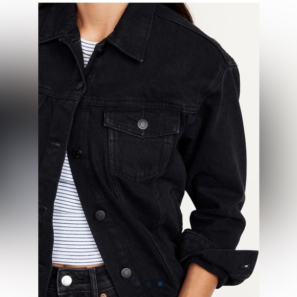 Classic Black Denim Jacket - Picture 3 of 3